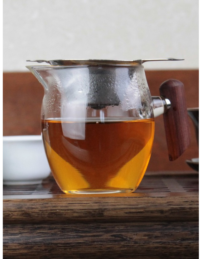 Хун Та «Красная Пагода»