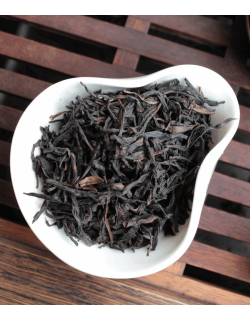 Ми Лань Сян Дань Цун «Одинокие Кусты с ароматом Медовой Орхидеи»