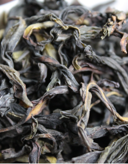 Я Ши Сян Дань Цун "Одинокие Кусты с ароматом утиного помёта"