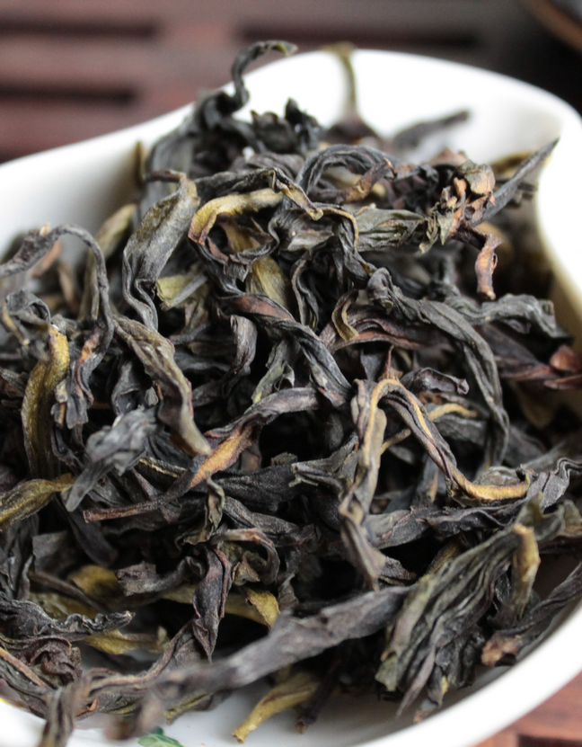 Я Ши Сян Дань Цун "Одинокие Кусты с ароматом утиного помёта"